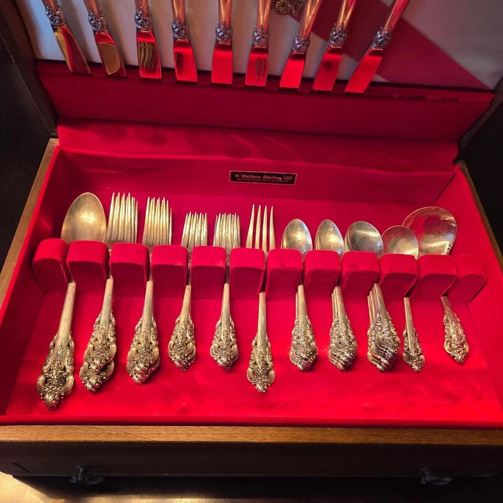 Wallace Grande Baroque Sterling Silver Flatware Set 61 Pieces Wooden Chest